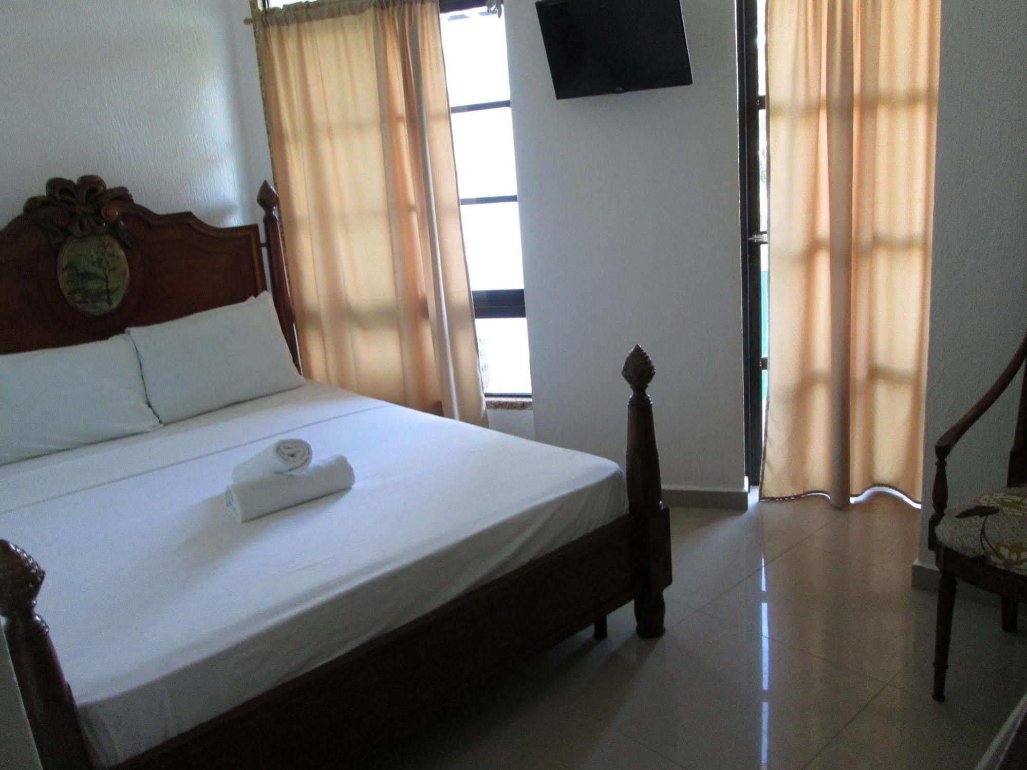 Balabag  Amigos Beach Resort מראה חיצוני תמונה